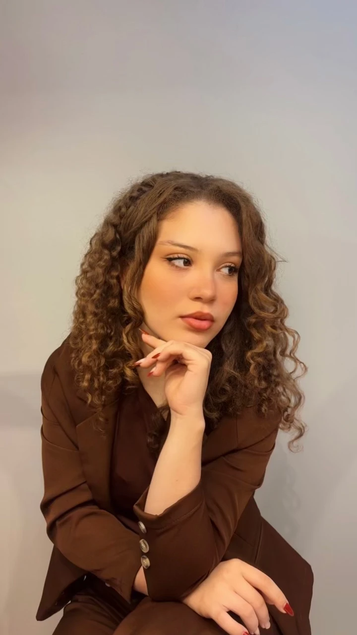 Suyanne Sales, especialista em beleza e bem-estar